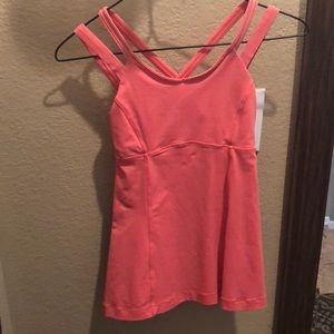 Lululemon tank